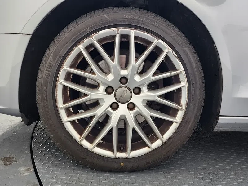 Audi A4 2.0 TDI Quattro, снимка 5 - Автомобили и джипове - 55009824