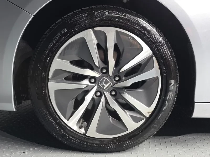 Honda Accord 2.0 Hybrid - САМО 30% АВАНС!, снимка 9 - Автомобили и джипове - 55936568
