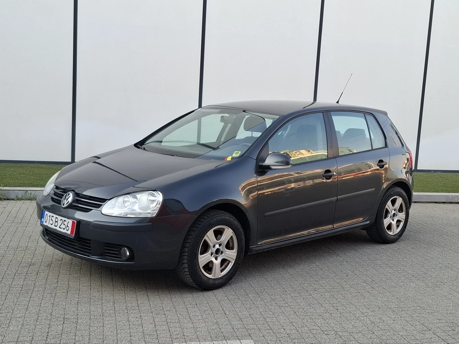 VW Golf 1.4i* (75кс)* * KLIMATRONIK* * НОВ ВНОС* *  - изображение 3