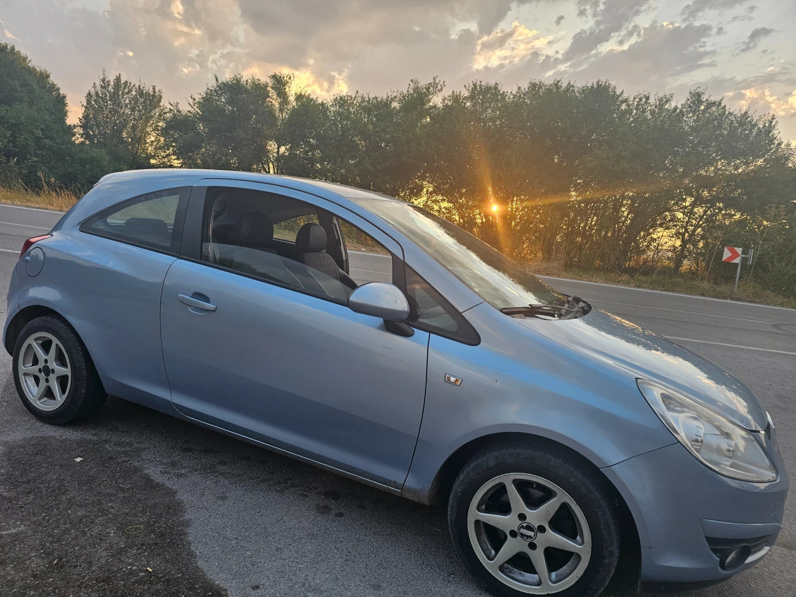 Opel Corsa 1.3 ecoflex  - изображение 2