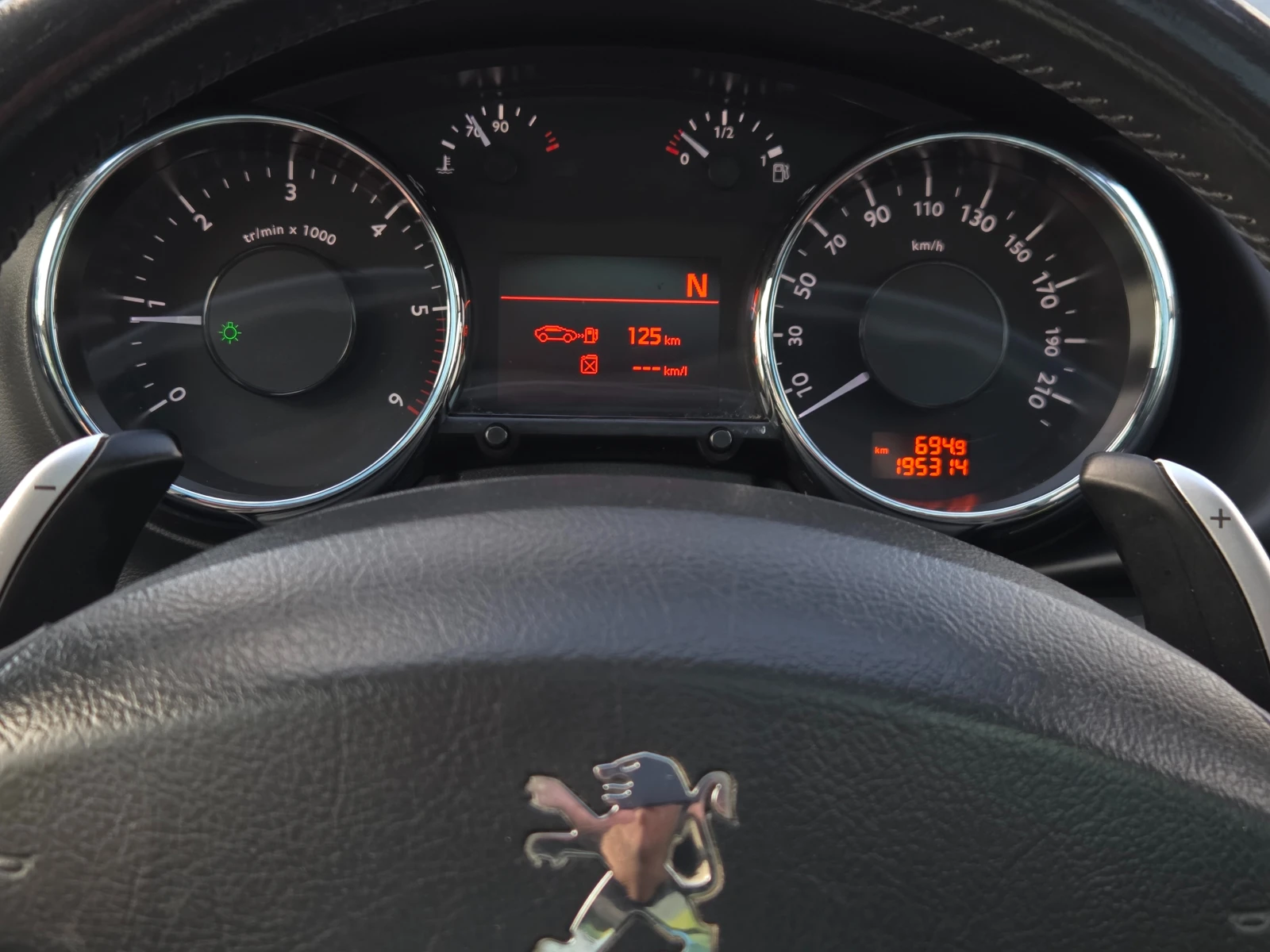 Peugeot 3008 1.6HDI  * * *  | Mobile.bg   13