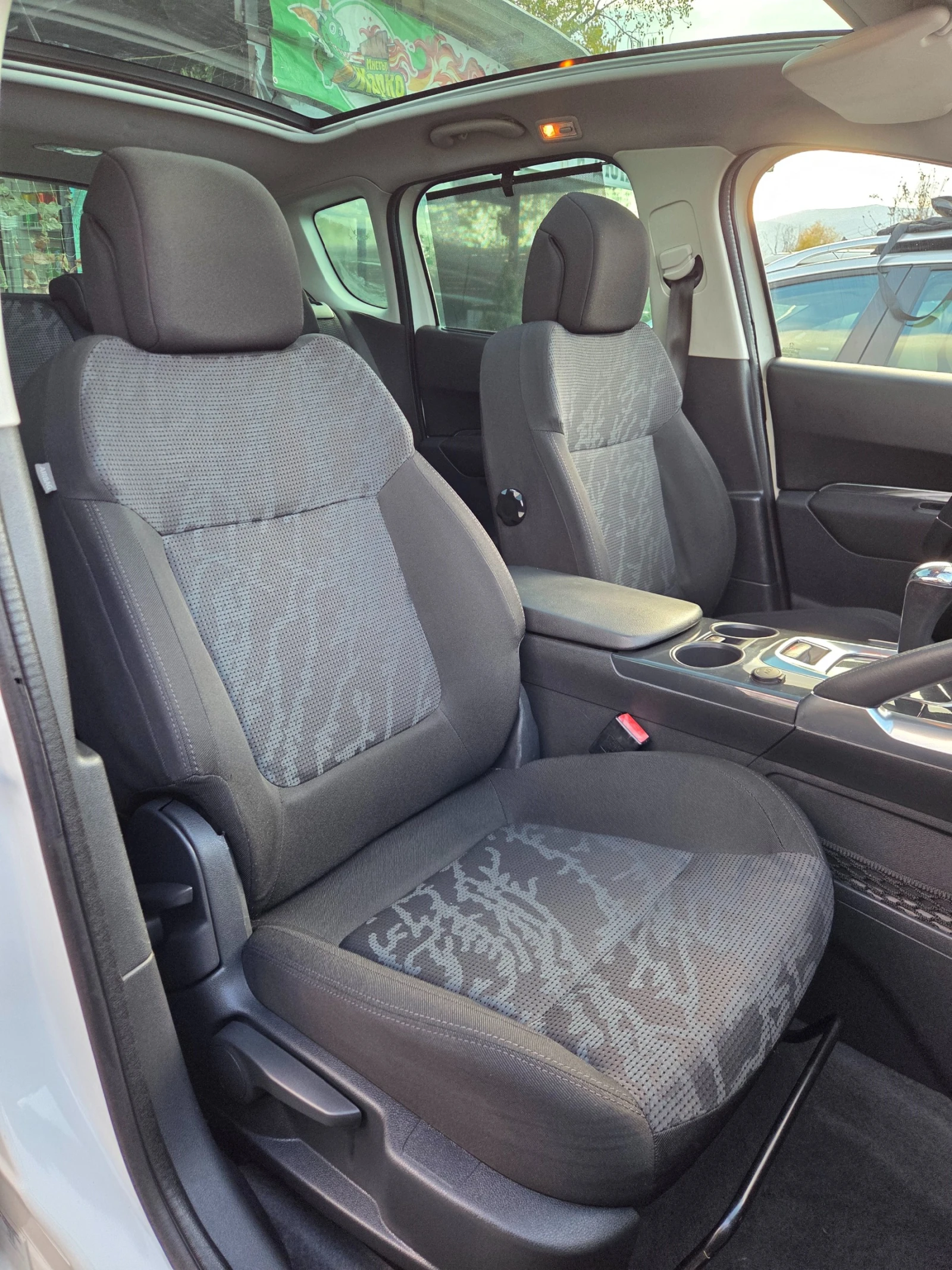 Peugeot 3008 1.6HDI БЯЛА ПЕРЛА* ПАНОРАМА* АВТОМАТИК*  - изображение 10