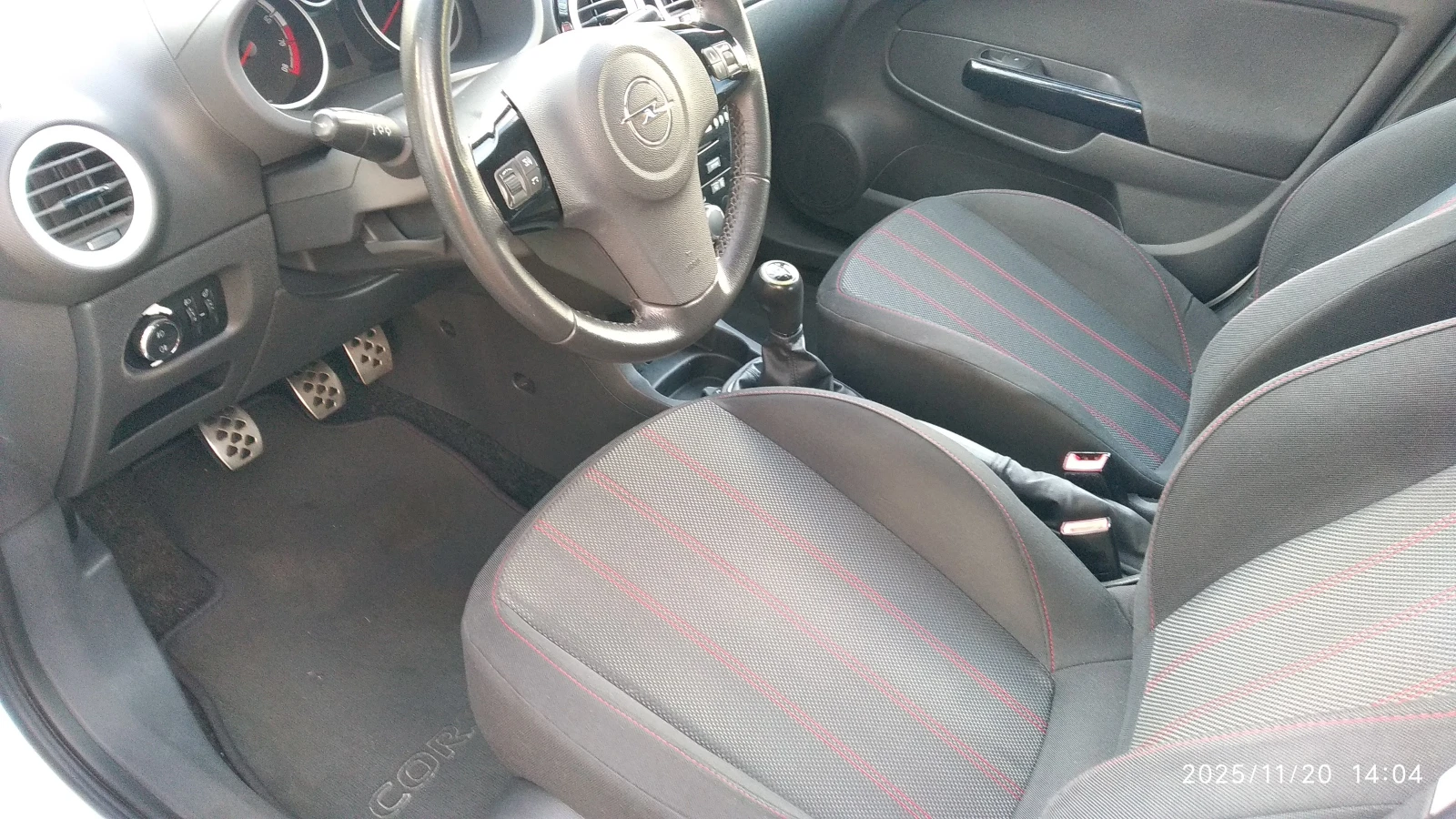 Opel Corsa 1.4 Color Edition  | Mobile.bg   11