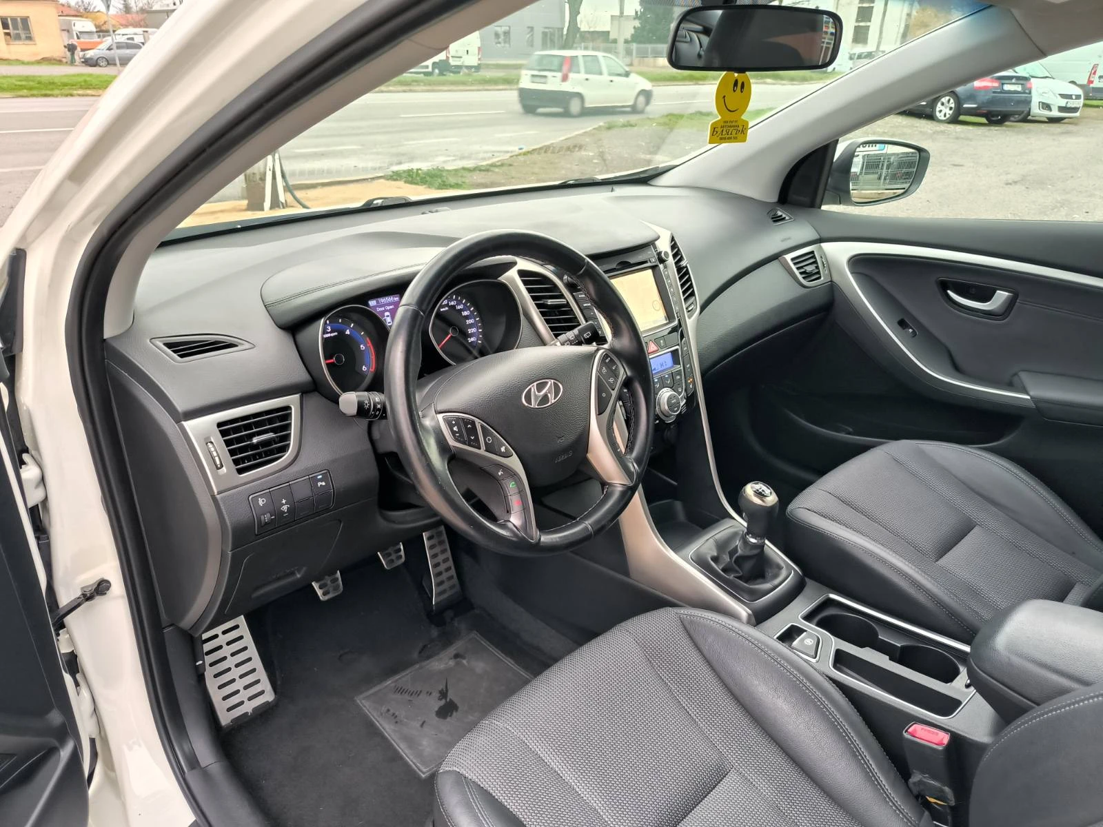 Hyundai I30 1.6d-Navi-Kamera-6sk-Euro-5B | Mobile.bg � ����������� 13