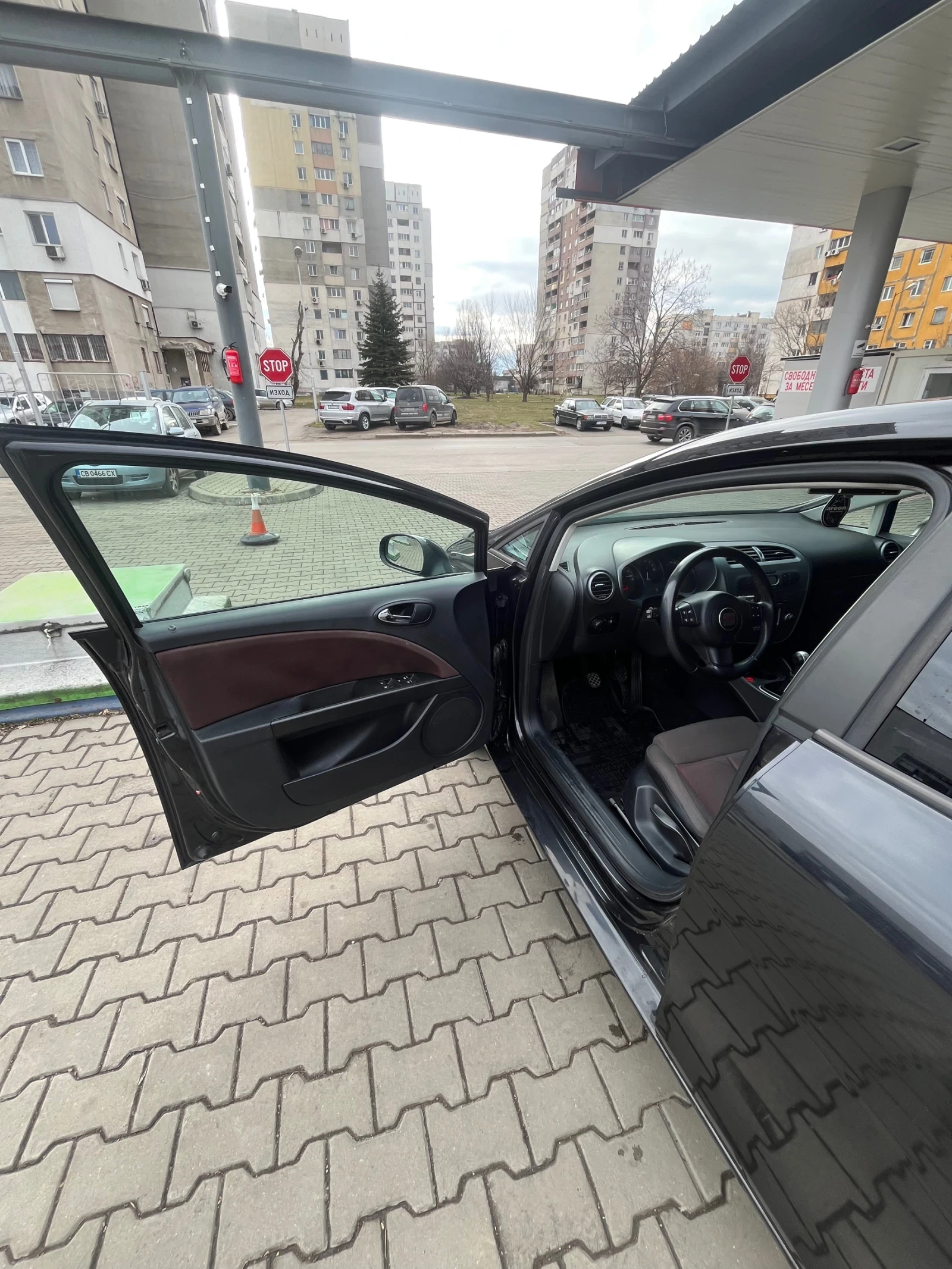 Seat Leon Leon 2.0TFSI 185к.с, снимка 8 - Автомобили и джипове - 53904062