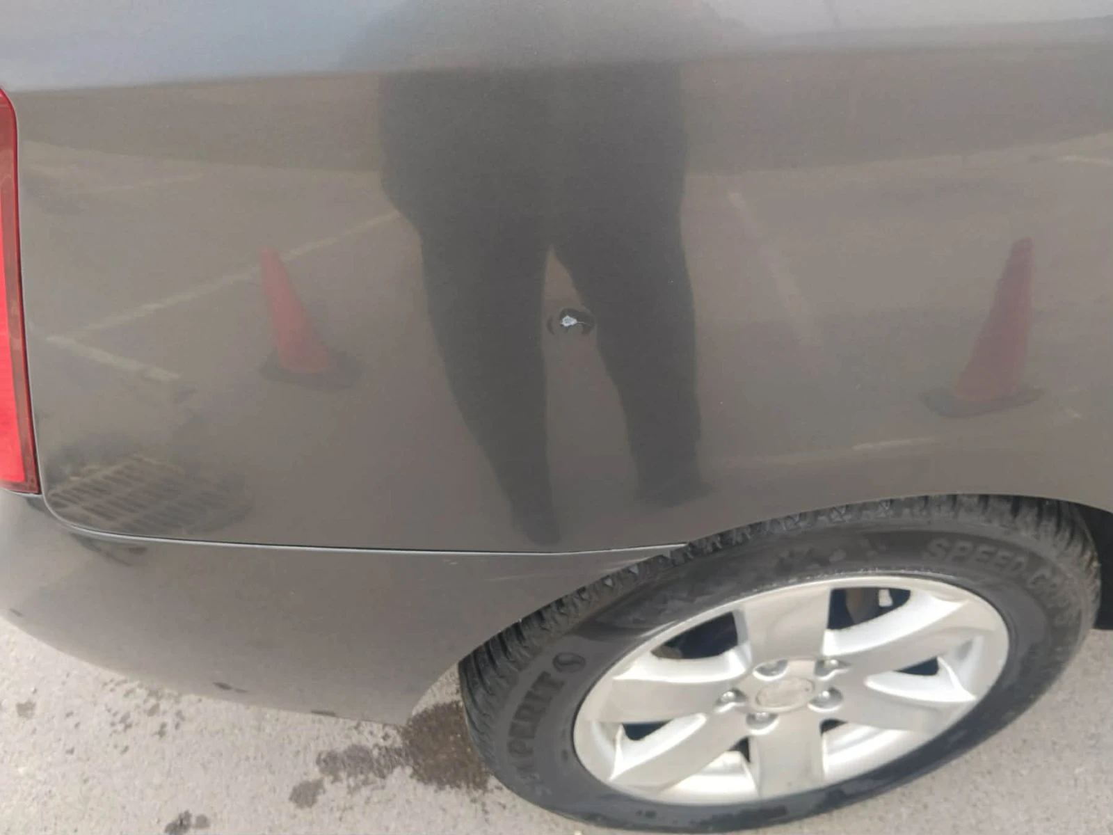 Kia Carens 2.0, снимка 10 - Автомобили и джипове - 53712584