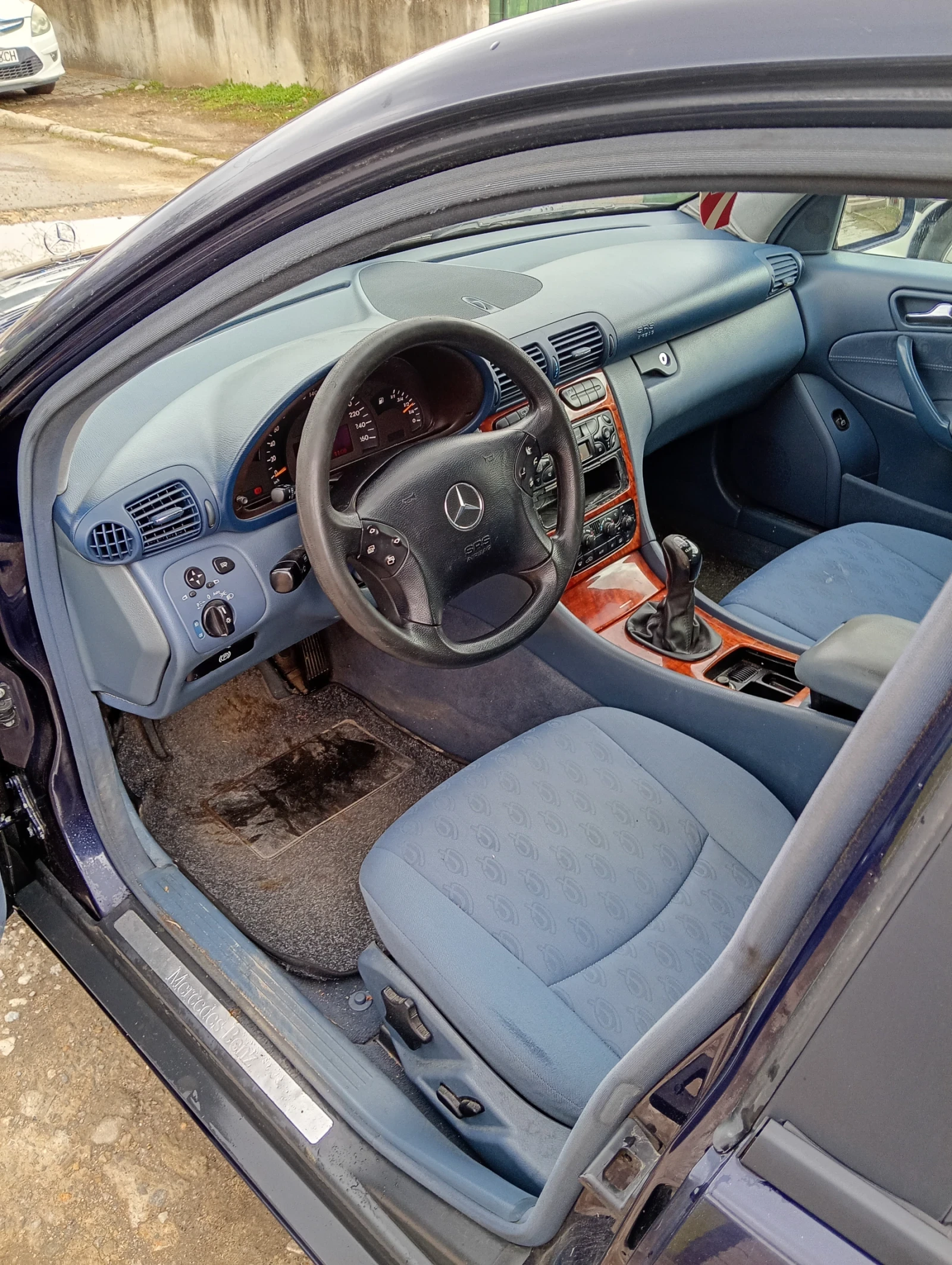 Mercedes-Benz C 220 | Mobile.bg � ����������� 11