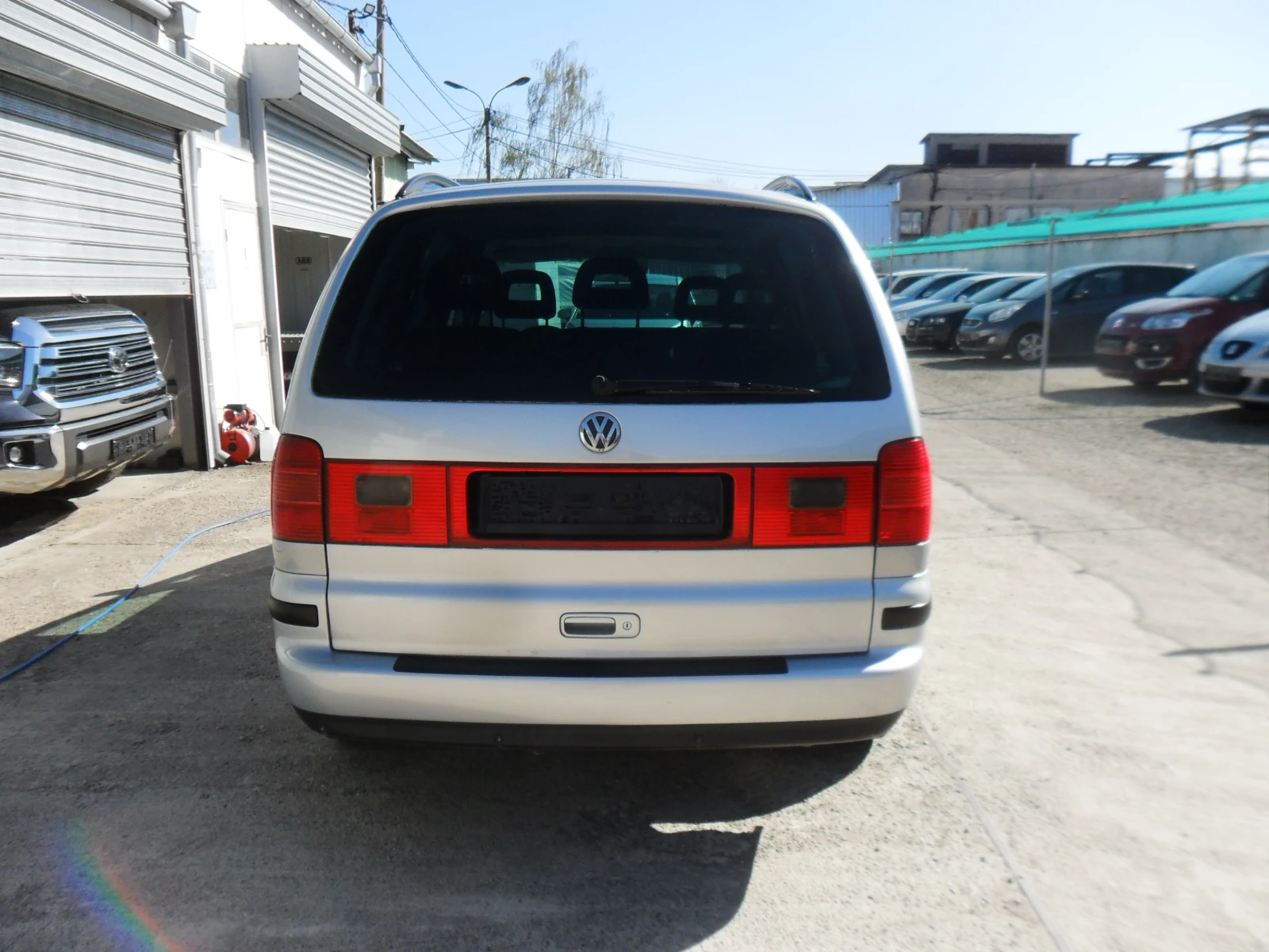 VW Sharan 1, 9-TDI-KLIMATRONIK, снимка 6 - Автомобили и джипове - 54139214