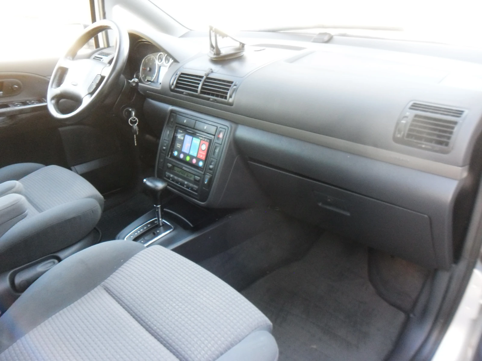 VW Sharan 1, 9-TDI-KLIMATRONIK, снимка 15 - Автомобили и джипове - 54139214