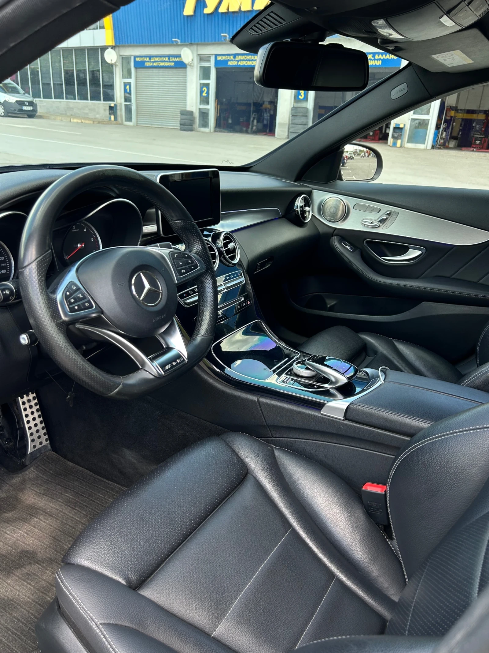 Mercedes-Benz C 200, снимка 9 - Автомобили и джипове - 54672395