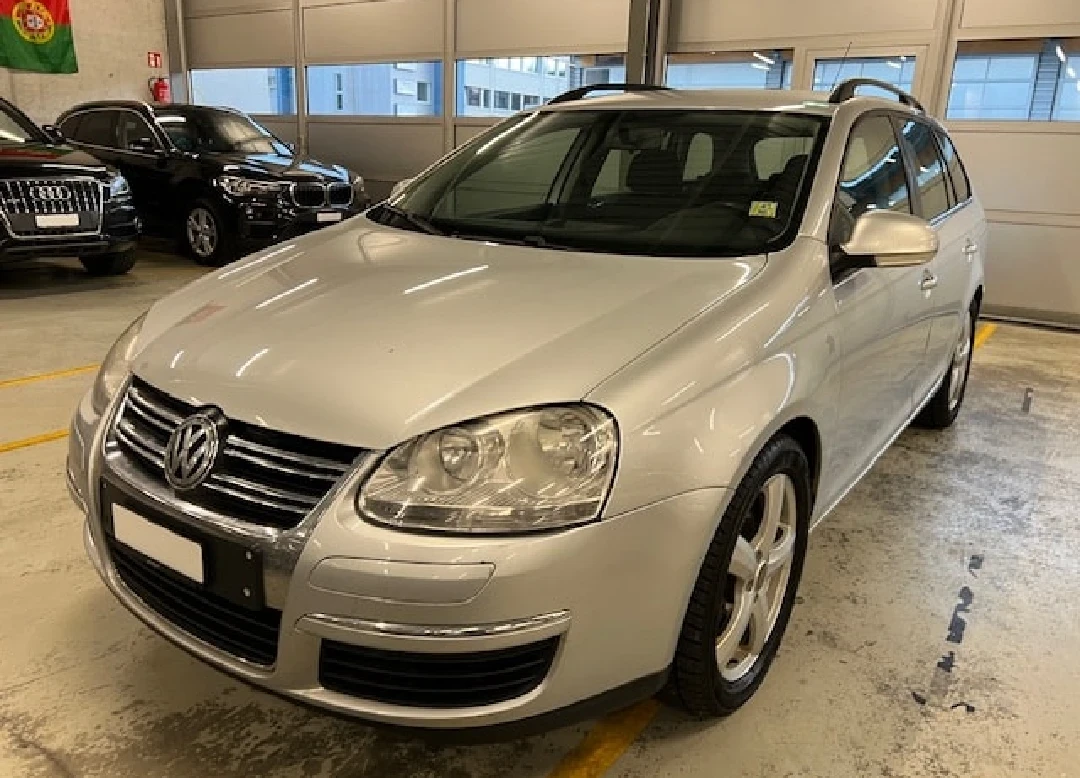 VW Golf Variant, снимка 6 - Автомобили и джипове - 55006014