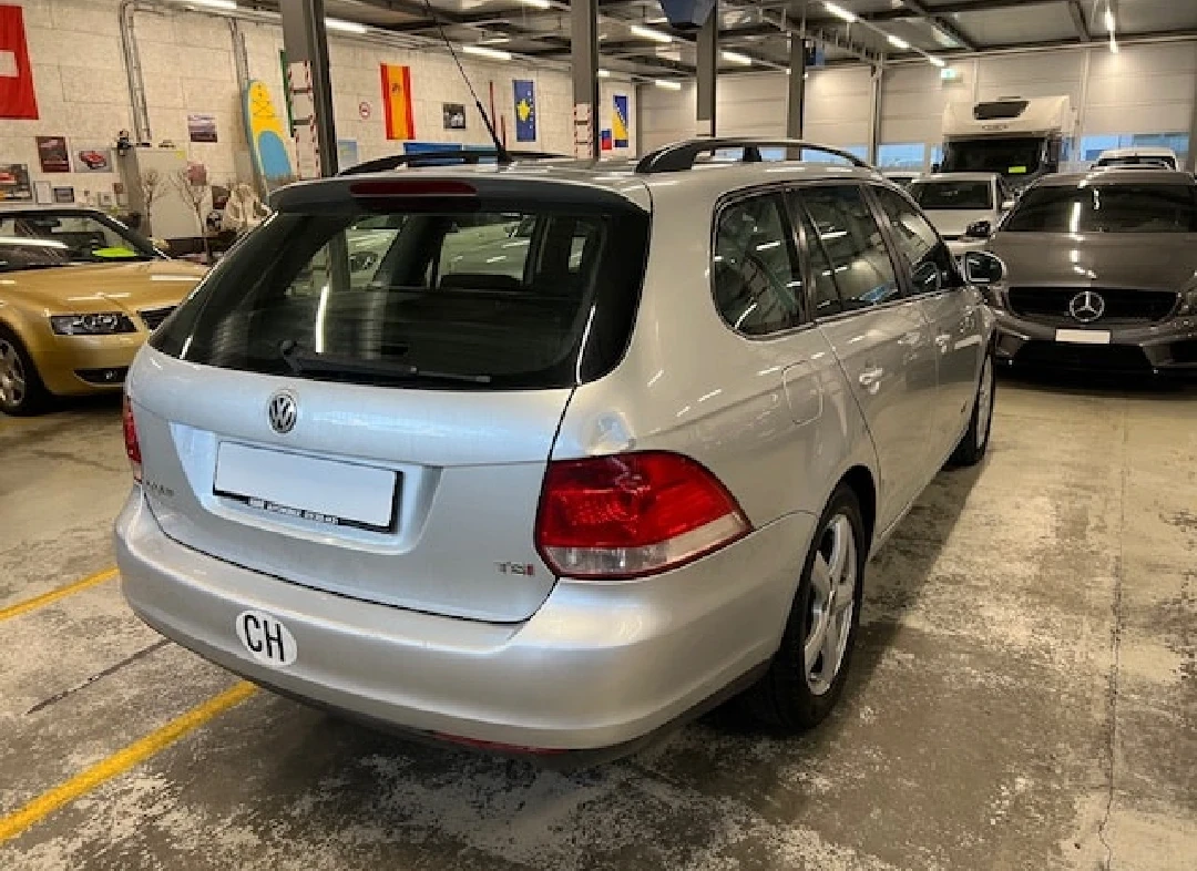 VW Golf Variant, снимка 4 - Автомобили и джипове - 55006014