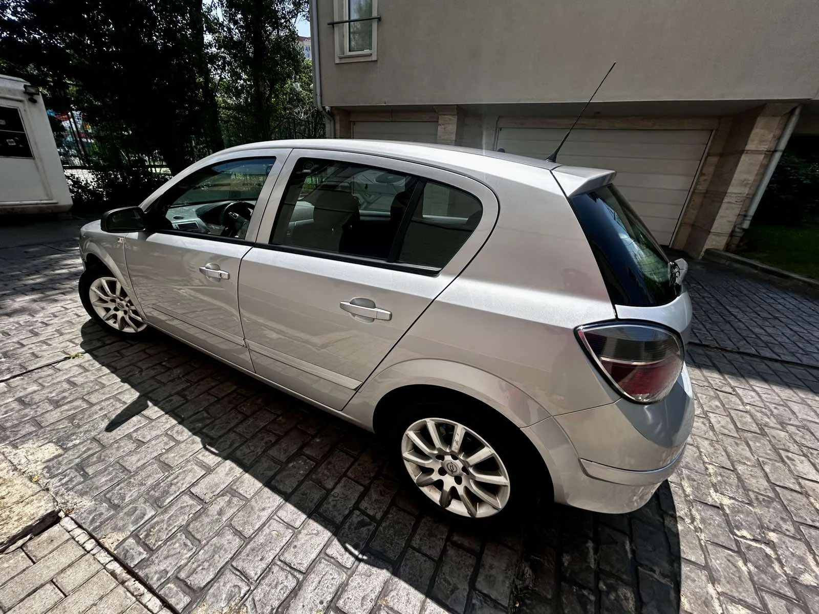Opel Astra 1.7CDTI, снимка 12 - Автомобили и джипове - 55146192