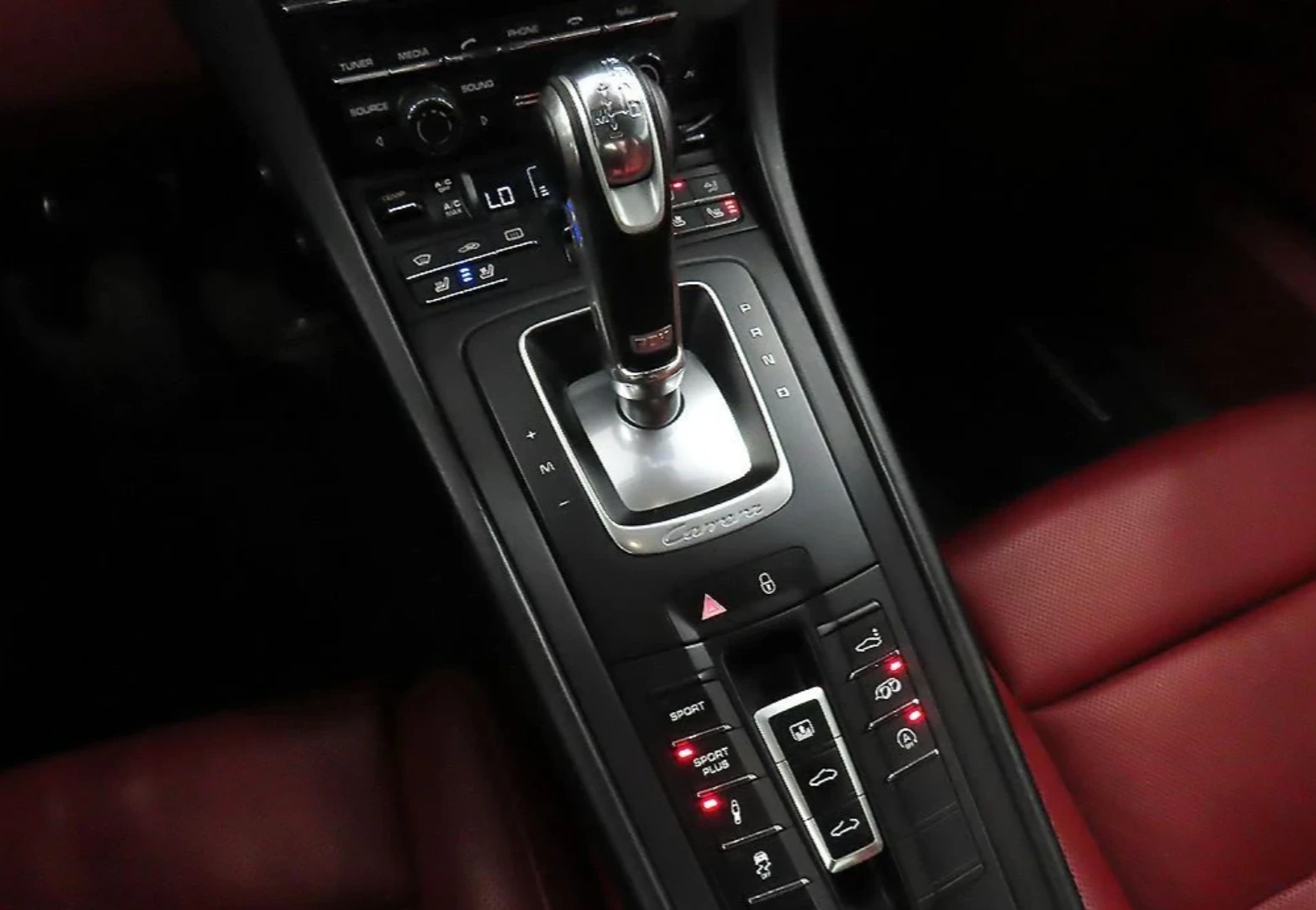 Porsche 911 CARRERA 4 GTS, снимка 9 - Автомобили и джипове - 55504969