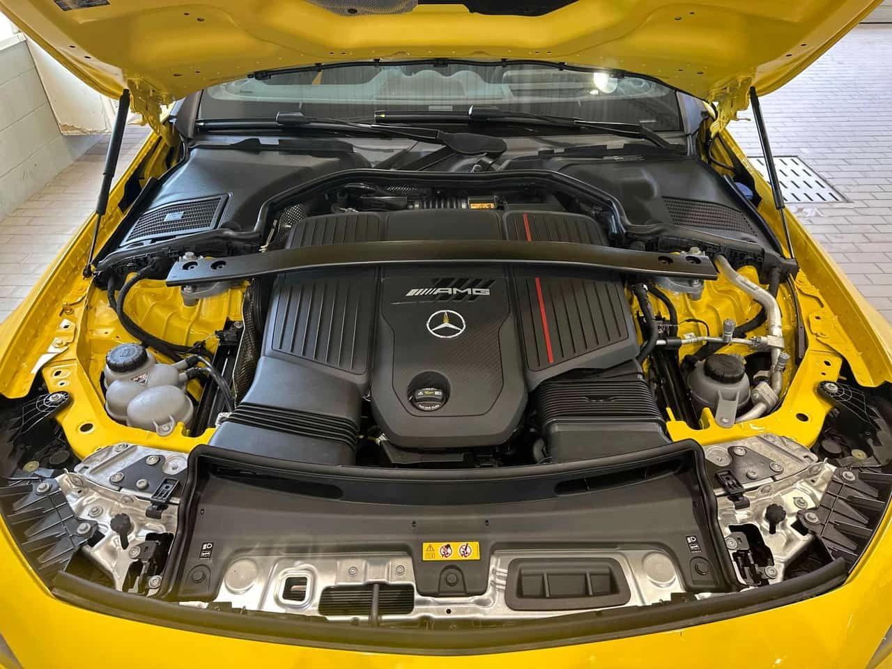 Mercedes-Benz CLE * AMG 53 * АВТОКРЕДИТ БЕЗ ПЪРВОНАЧАЛНА ВНОСКА* , снимка 13 - Автомобили и джипове - 55507089