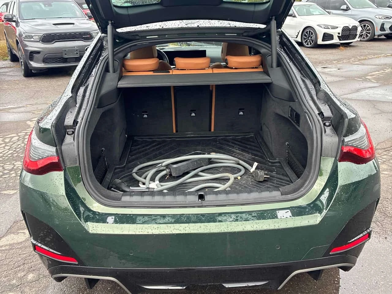 BMW i4 M50  CARFAX, снимка 17 - Автомобили и джипове - 56333907