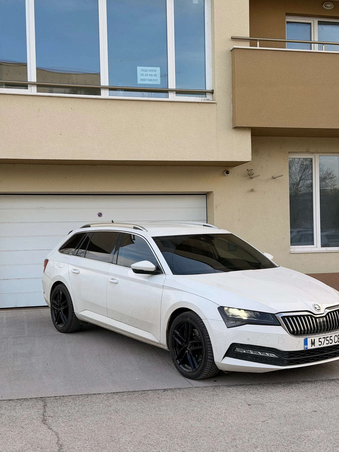 Skoda Superb 2.0TDI* Keyless* DIGITAL, снимка 2 - Автомобили и джипове - 56433642