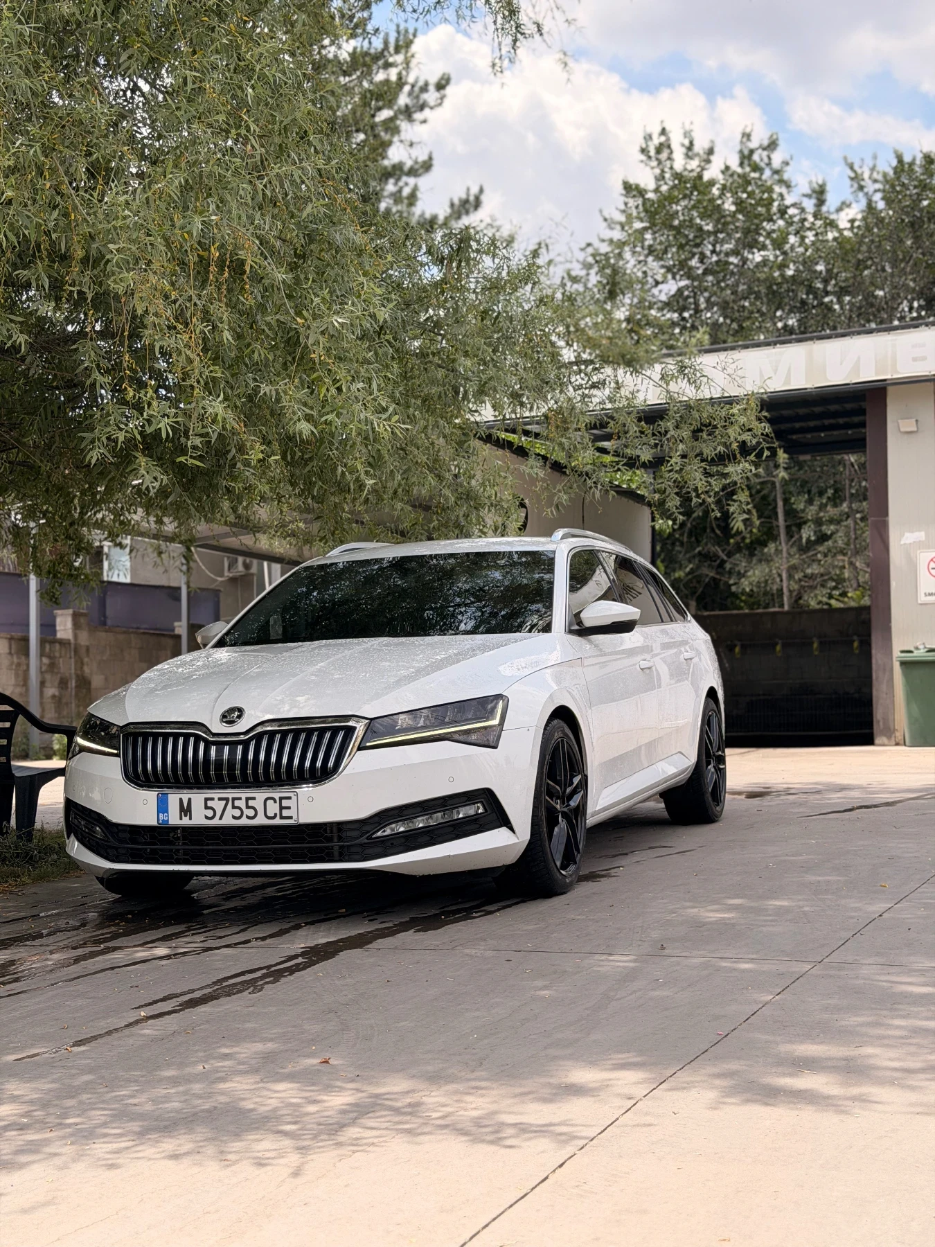 Skoda Superb 2.0TDI* Keyless* DIGITAL, снимка 9 - Автомобили и джипове - 56433642
