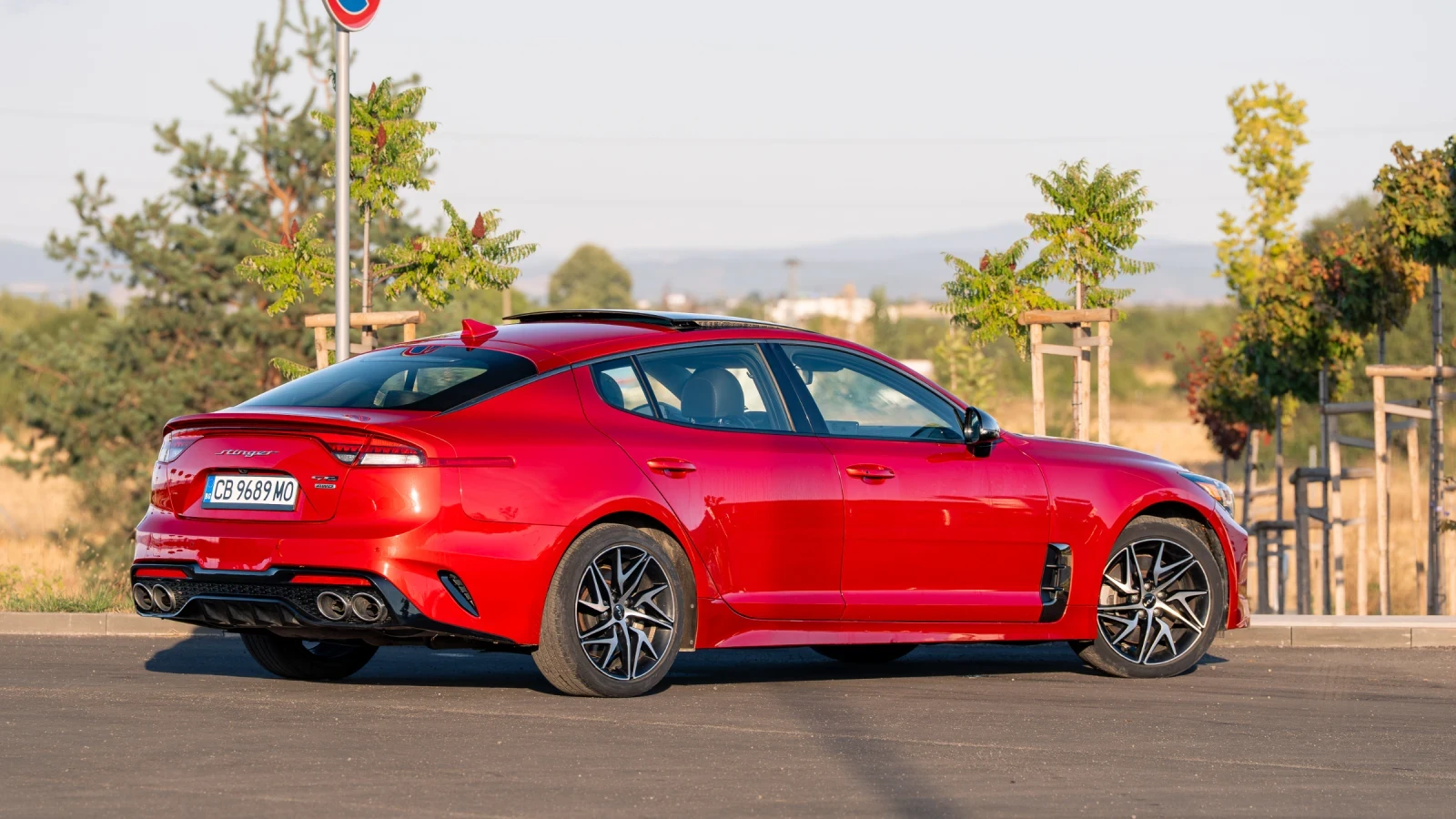 Kia Stinger, снимка 6 - Автомобили и джипове - 56538262
