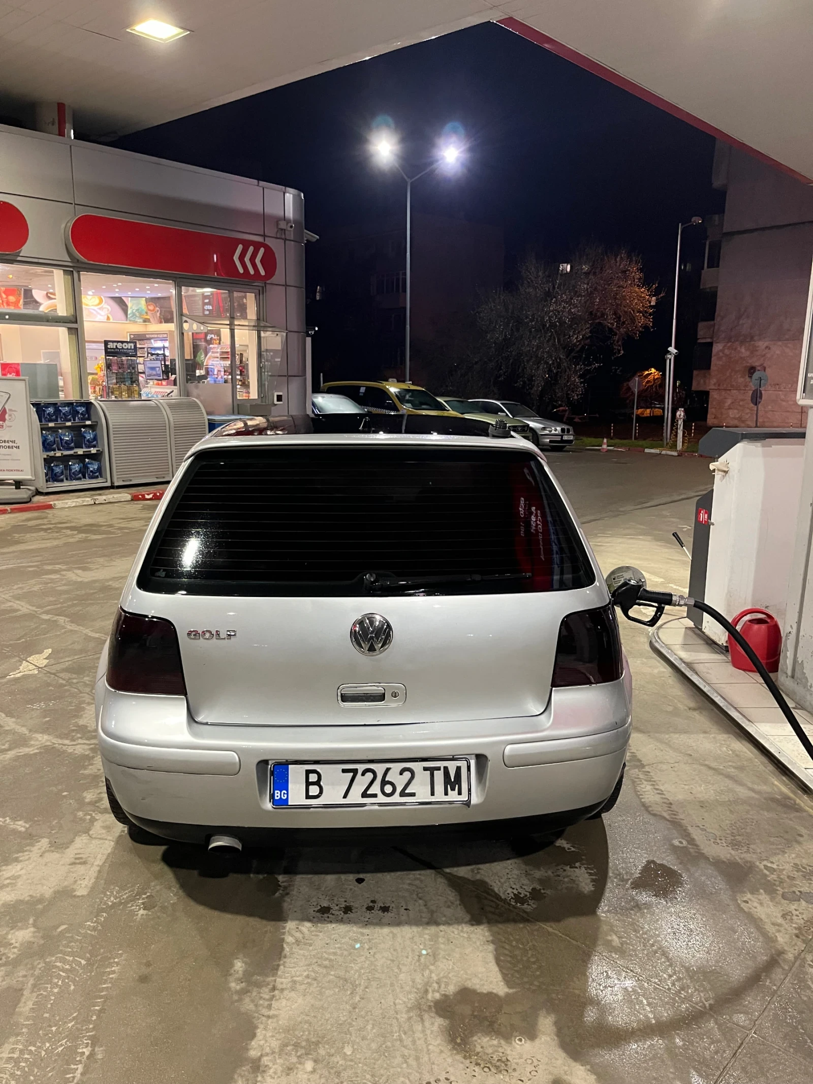 VW Golf 1.9 ARL, снимка 4 - Автомобили и джипове - 56599110