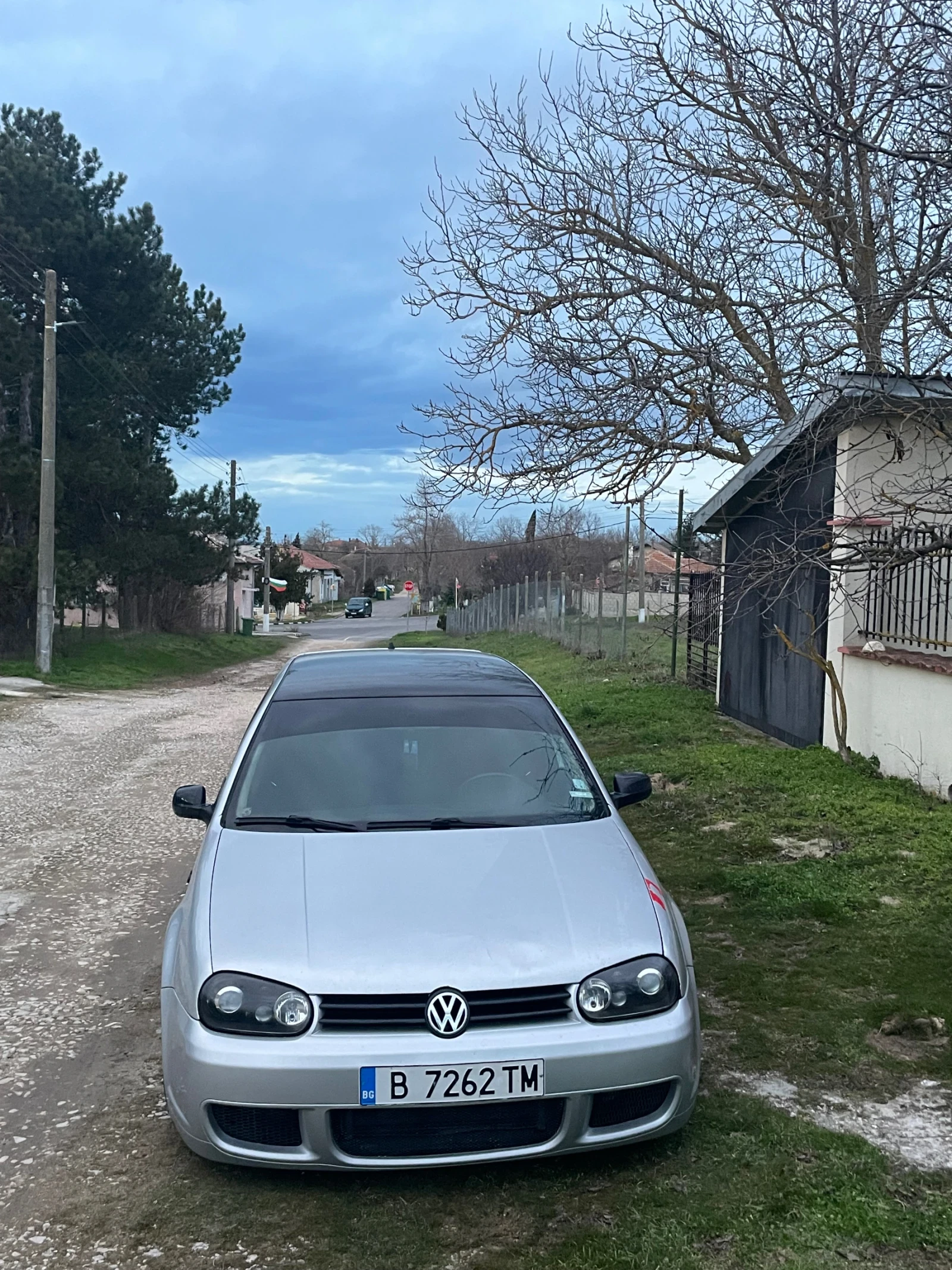 VW Golf 1.9 ARL, снимка 2 - Автомобили и джипове - 56599110
