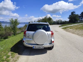 Toyota Rav4 2.2 D4D, снимка 4