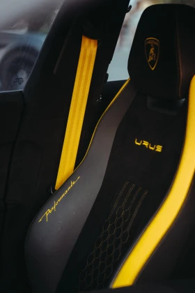 Lamborghini Urus PERFORMANTE FULL CARBON | Auto.bg — изображение 16