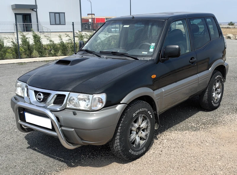 Nissan Terrano 3.0D Automat, снимка 1 - Автомобили и джипове - 47028976