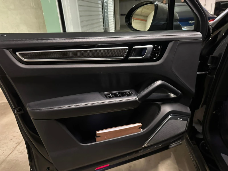 Porsche Cayenne Turbo Carbon, снимка 15 - Автомобили и джипове - 52492792