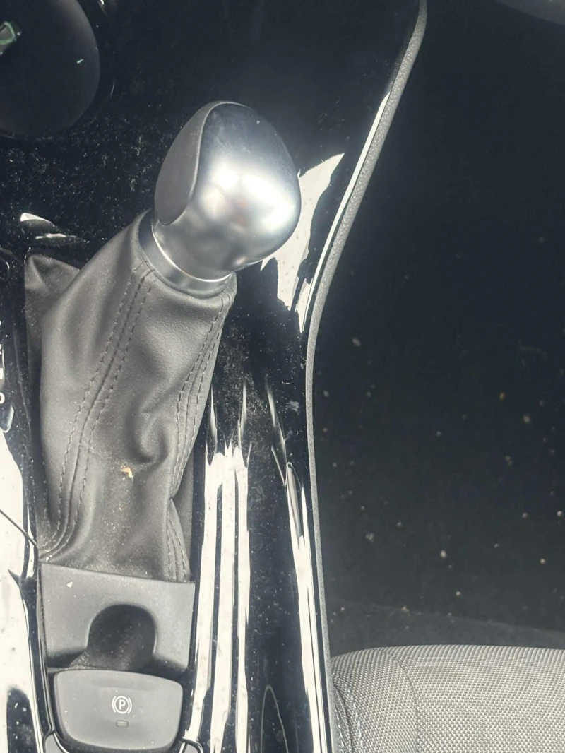 Toyota C-HR 2000 hybrid, снимка 16 - Автомобили и джипове - 52965868