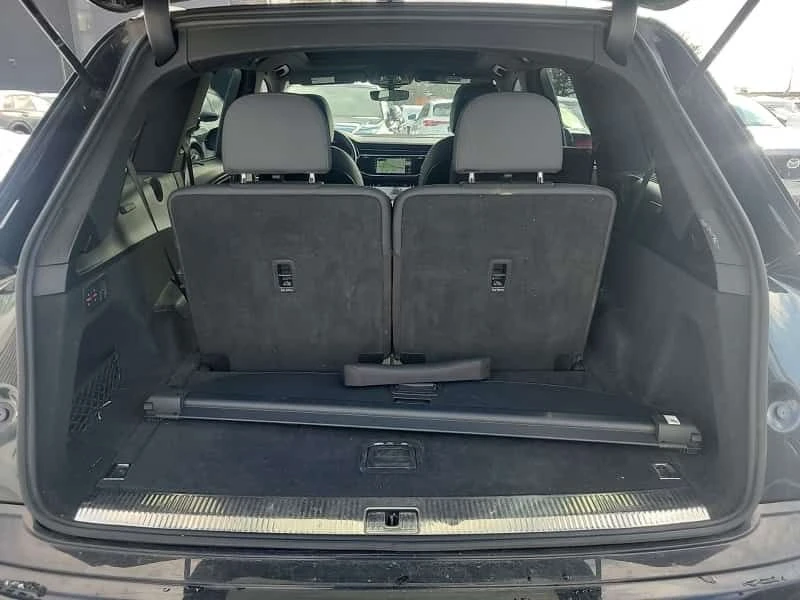 Audi Q7 * KOMFORT * CARFAX * PANO * ДВА КЛЮЧА * 7 МЕСТА, снимка 15 - Автомобили и джипове - 53695643