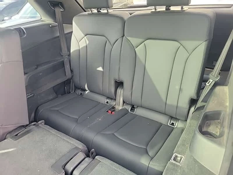 Audi Q7 * KOMFORT * CARFAX * PANO * ДВА КЛЮЧА * 7 МЕСТА, снимка 13 - Автомобили и джипове - 53695643