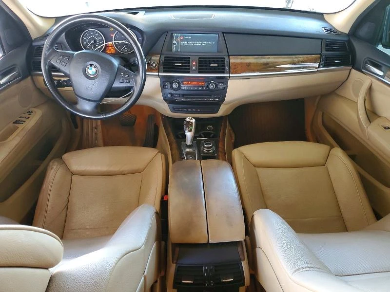 BMW X5 4.4L 8 ALL WHEEL DRIVE - изображение 8