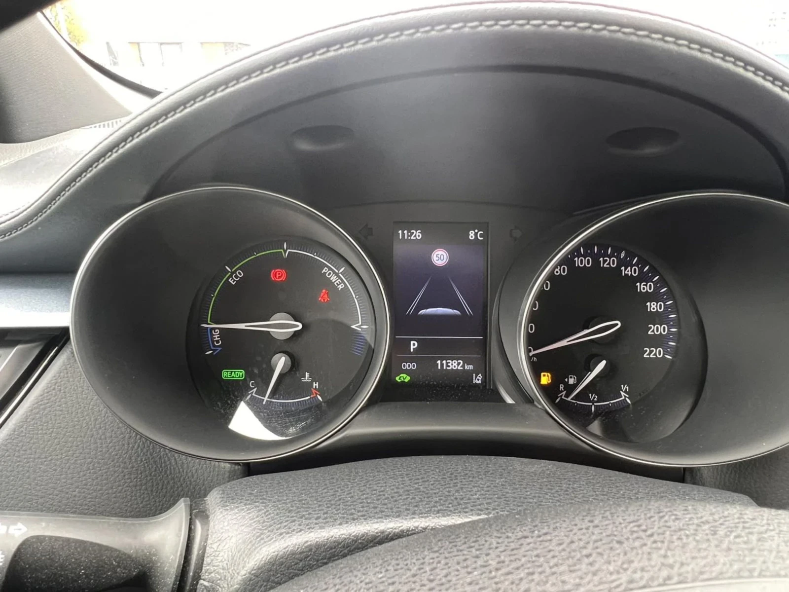 Toyota C-HR 2000 hybrid, снимка 12 - Автомобили и джипове - 52965868