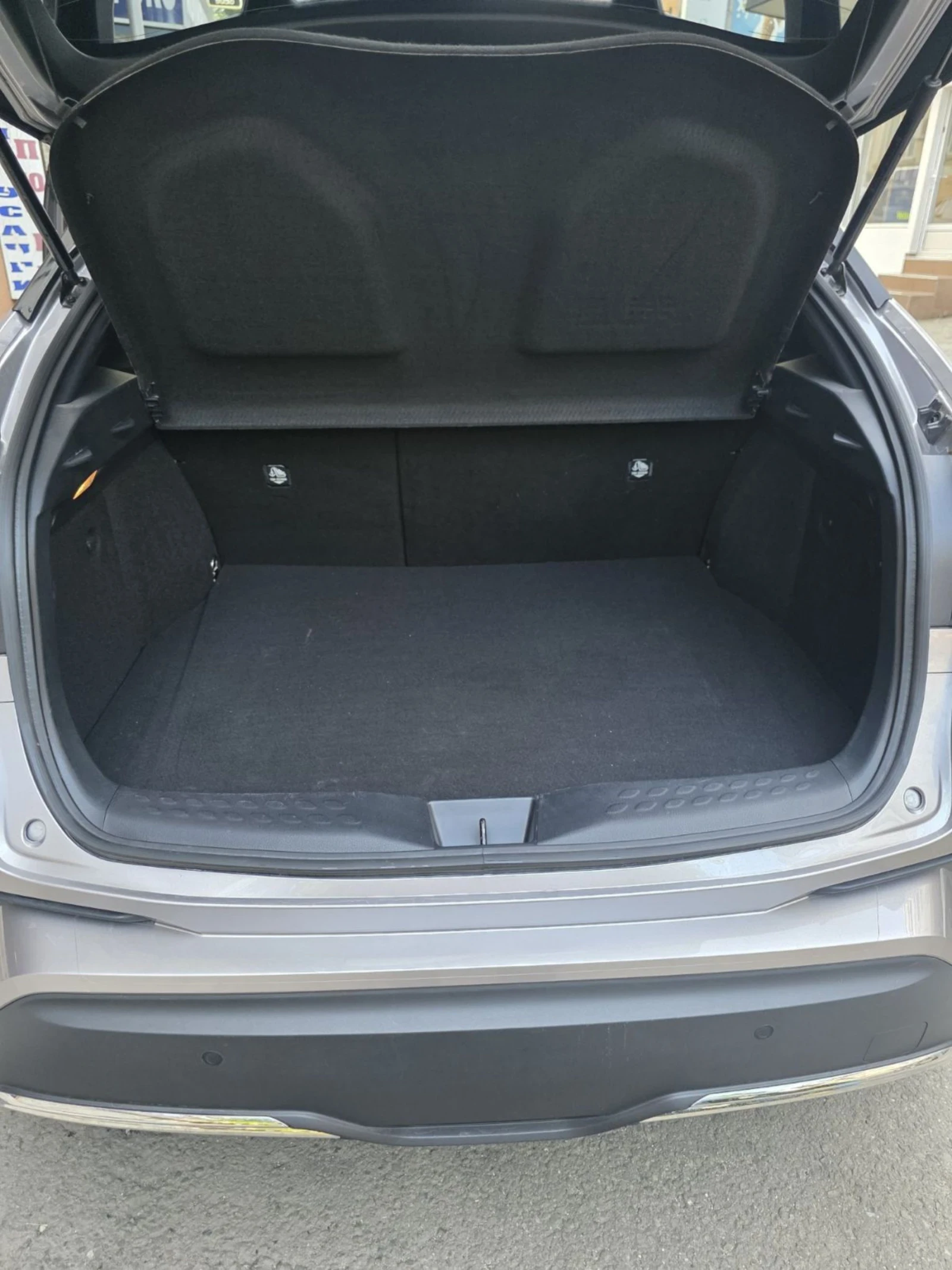 Toyota C-HR 2000 hybrid, снимка 10 - Автомобили и джипове - 54604613