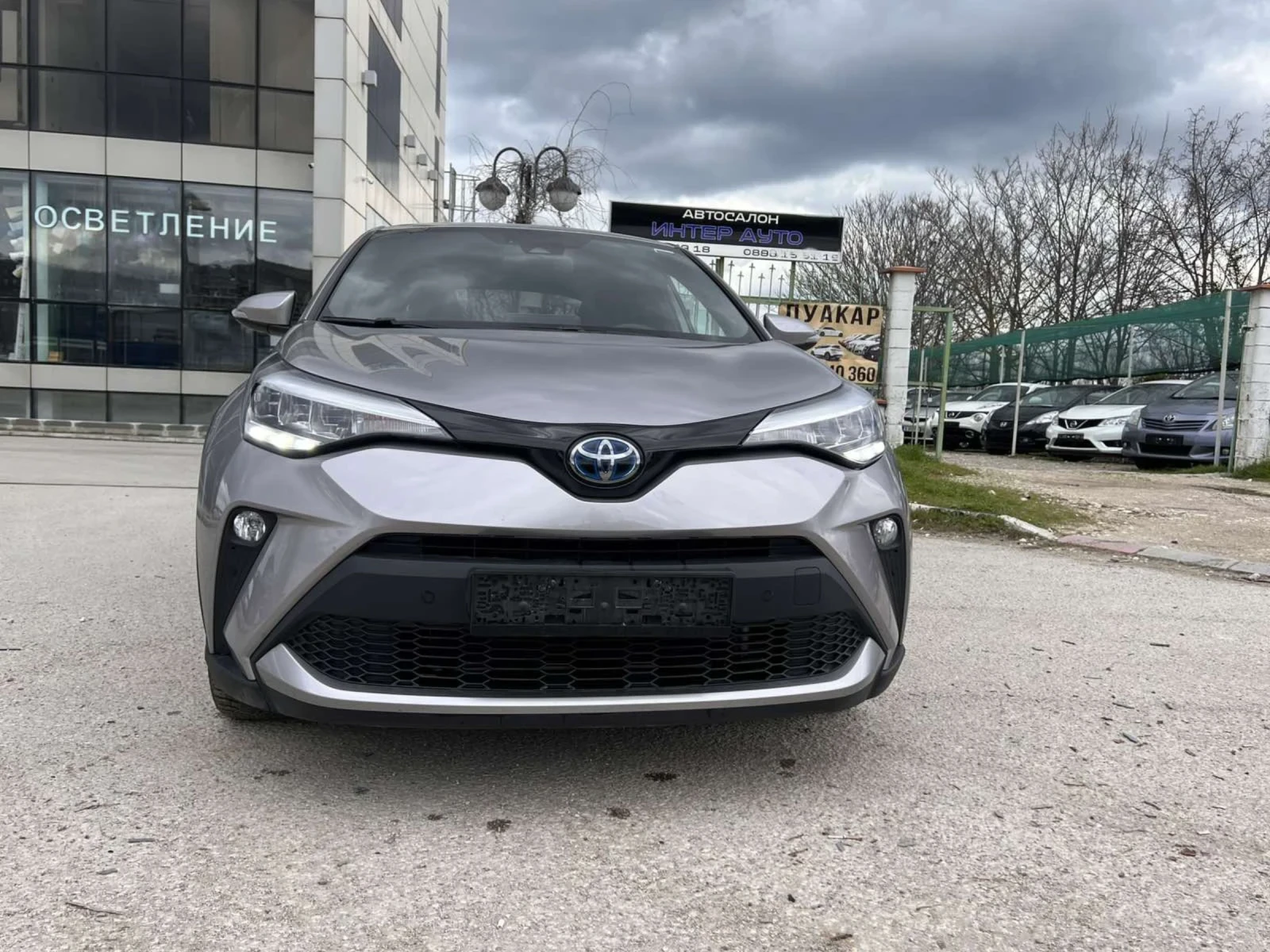 Toyota C-HR 2000 hybrid