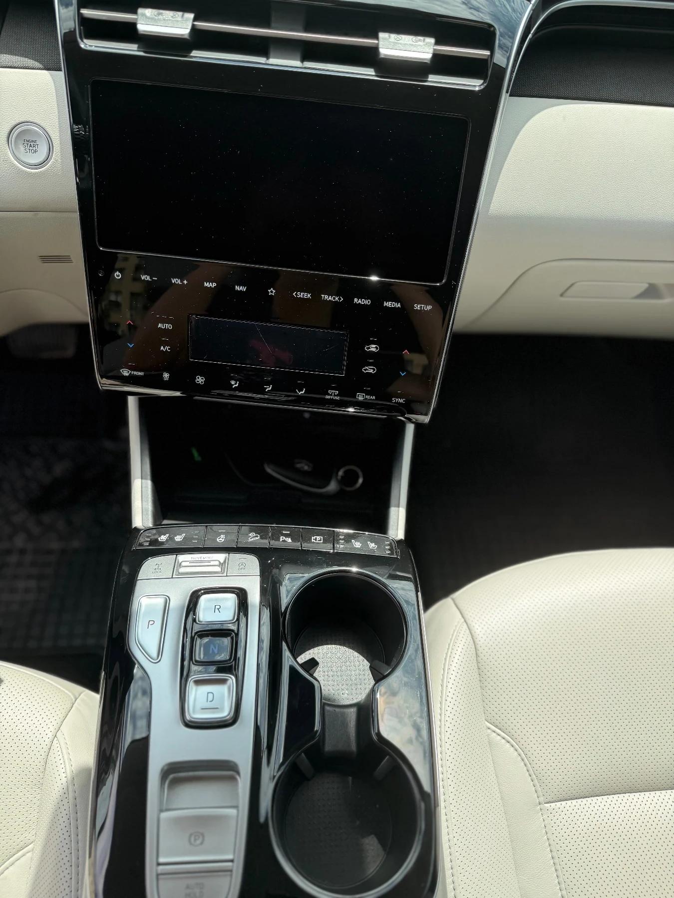 Hyundai Tucson 1.6 T-GDI * Mild Hybrid* * 4x4* * ПЪЛНИ ЕКСТРИ* , снимка 7 - Автомобили и джипове - 54484959
