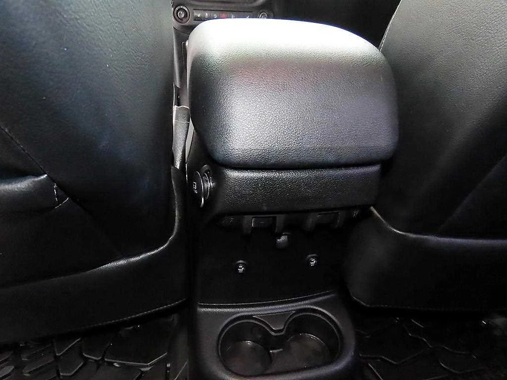 Jeep Wrangler 2.8* КРАЙНА ЦЕНА, снимка 17 - Автомобили и джипове - 55349074