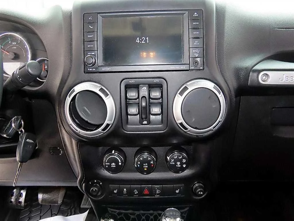 Jeep Wrangler 2.8* КРАЙНА ЦЕНА, снимка 13 - Автомобили и джипове - 55349074