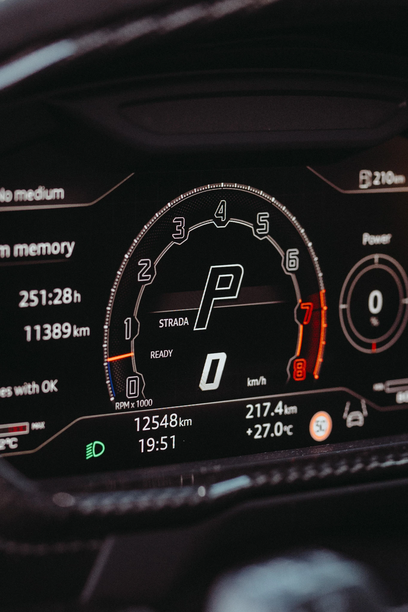 Lamborghini Urus PERFORMANTE FULL CARBON, снимка 14 - Автомобили и джипове - 55728472