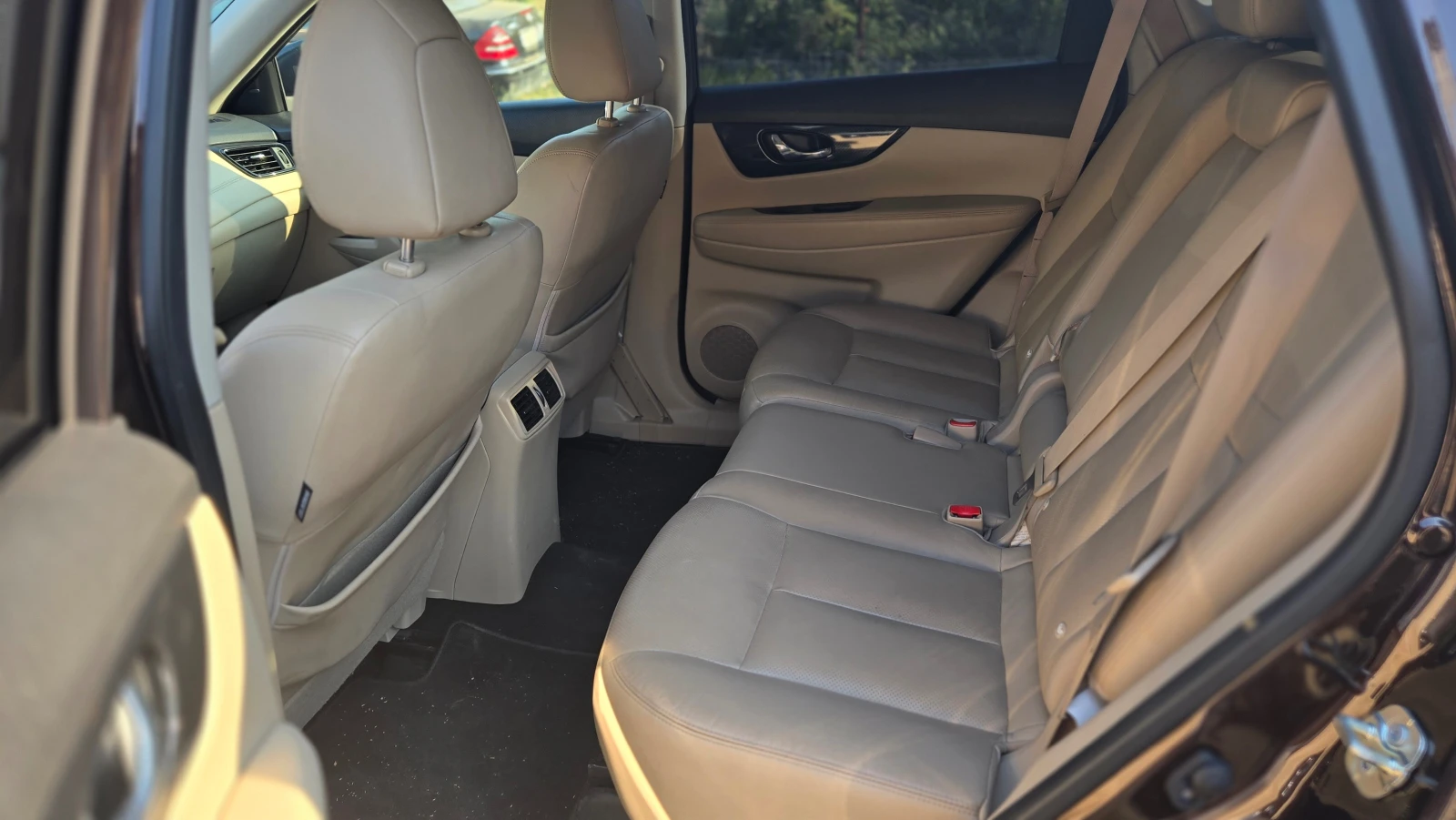 Nissan X-trail TEKNA !!! 2.0 DCi, снимка 9 - Автомобили и джипове - 56345590