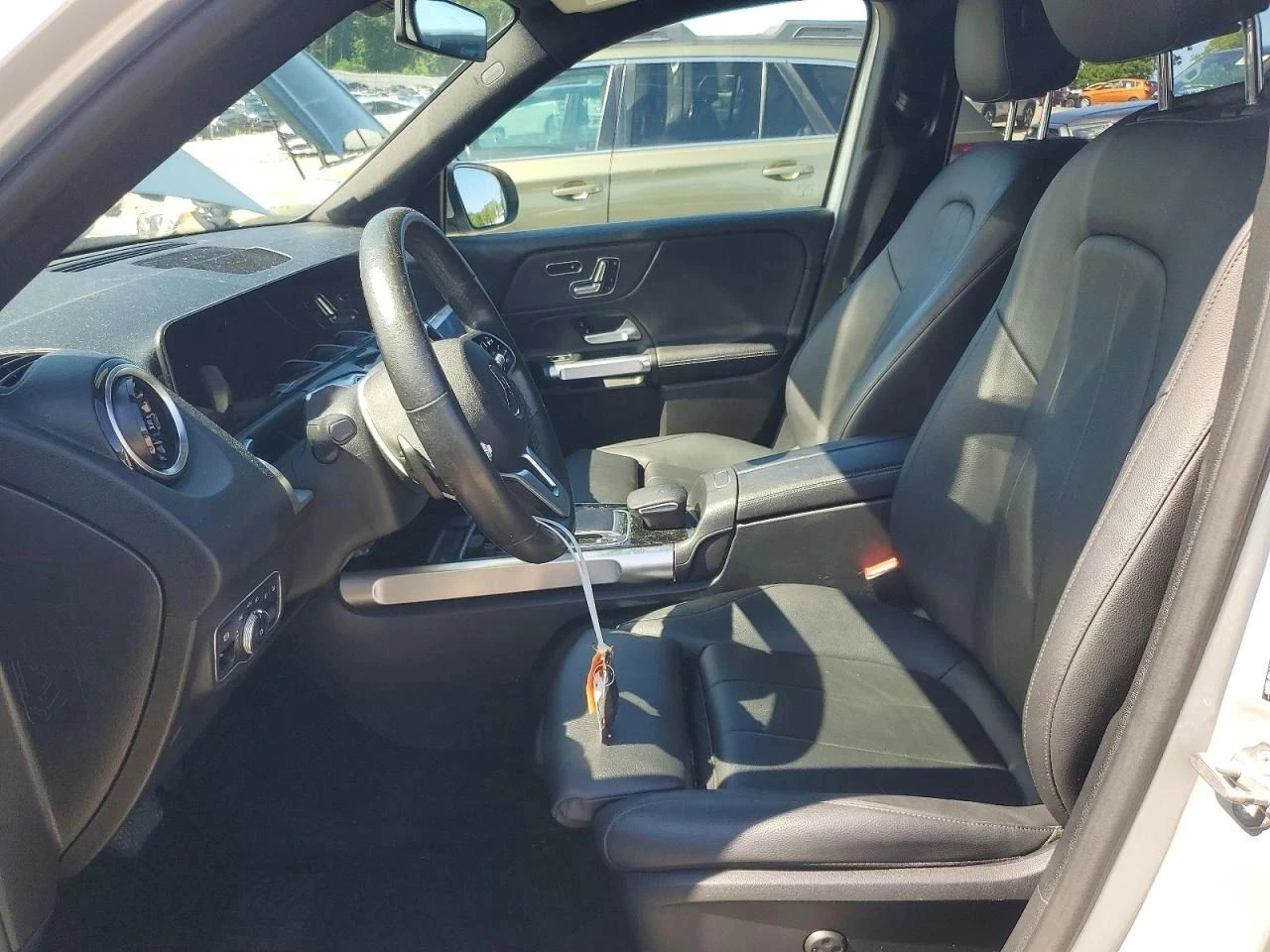 Mercedes-Benz GLB, снимка 7 - Автомобили и джипове - 56713337