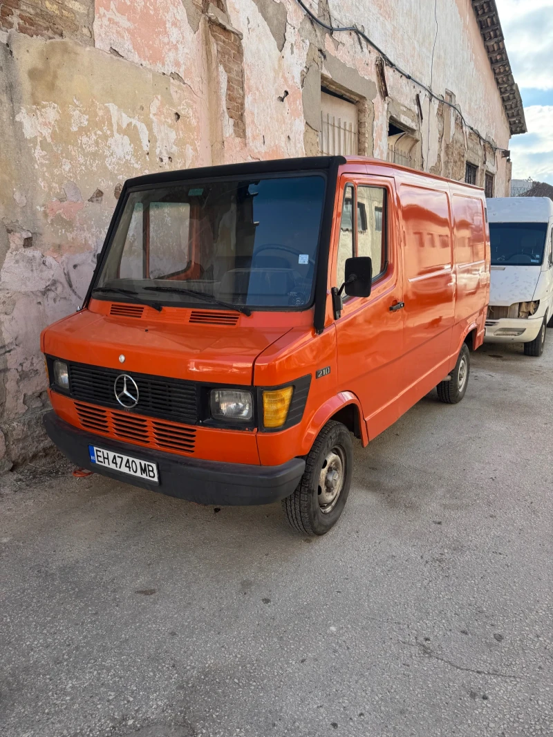 Mercedes-Benz 210 Бензин/Газ, снимка 1 - Бусове и автобуси - 48905295