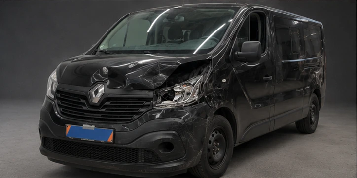 Renault Trafic 1.6 dci, снимка 4 - Бусове и автобуси - 54919140