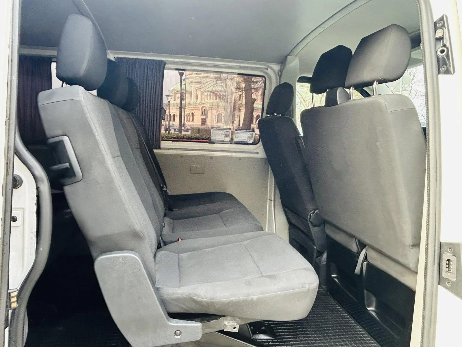 VW Transporter Т6 2, 0д 8+ 1м, снимка 9 - Бусове и автобуси - 53945016