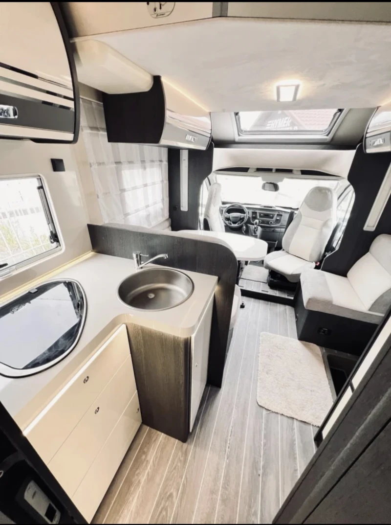 Кемпер ROLLER TEAM 284 TL, снимка 10 - Каравани и кемпери - 53029432