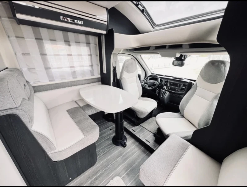 Кемпер ROLLER TEAM 284 TL, снимка 8 - Каравани и кемпери - 53029432