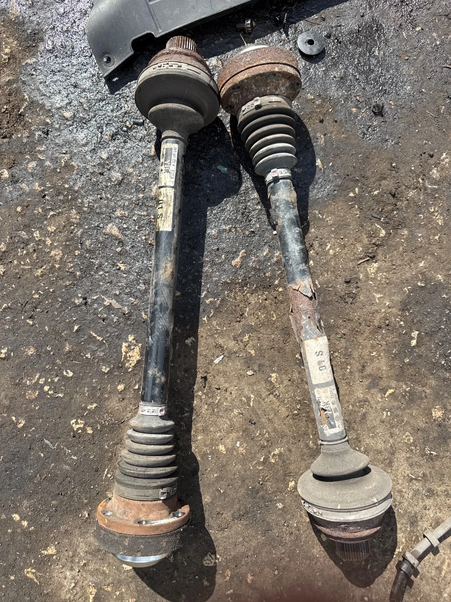 Задни полуоси ръчка Audi S5 4.2 FSI 8K0501203K 40