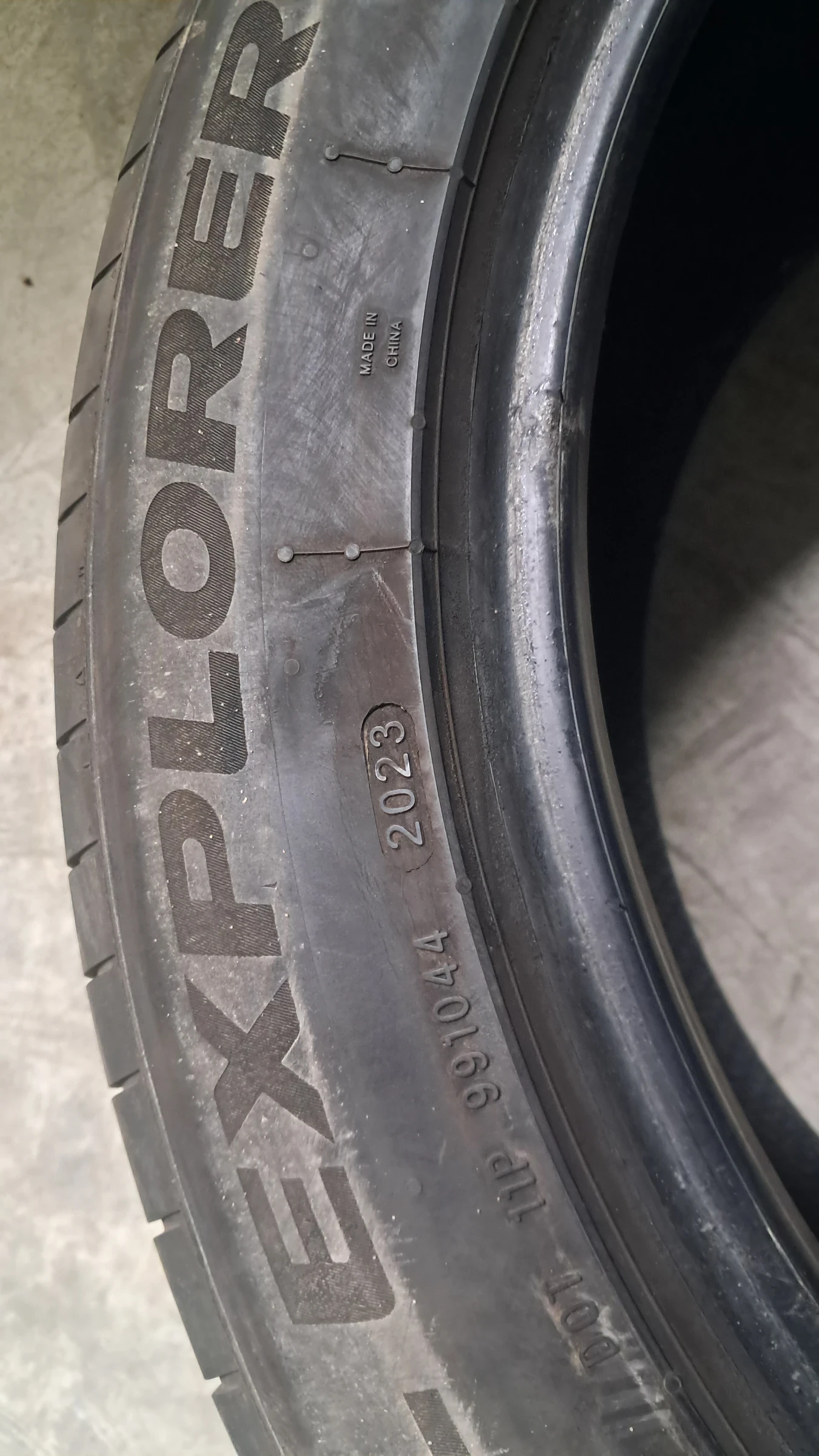 Гуми Летни 285/45R19, снимка 11 - Гуми и джанти - 54170348