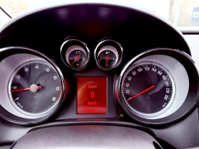 Opel Astra COSMO 1.4 TURBO BiFUEL /ЛИЗИНГ, снимка 17